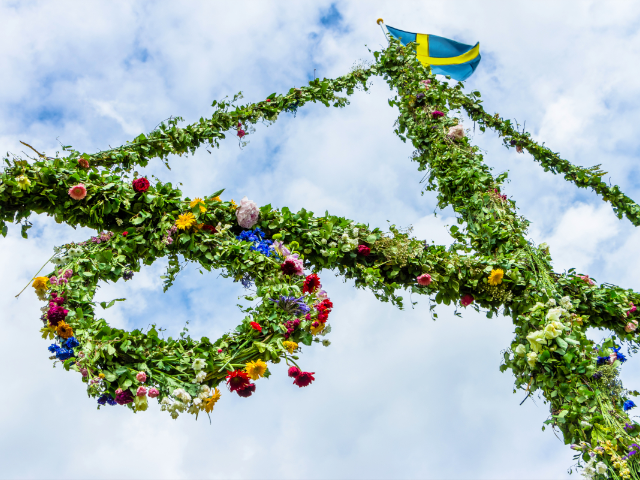 Vi önskar alla en Glad Midsommar!
